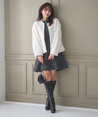 Feroux ノーカラーファー ジャケット アイボリー系