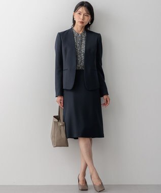 23区 【吸水速乾/UVケア/防シワ性】シャドージオメトリック プリント ブラウス ネイビー系