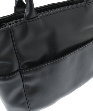 Maison de FLEUR チャーム付きリボンキルティング2Wayトート Black