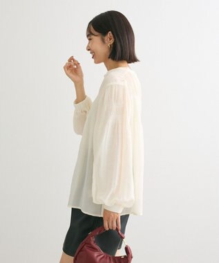 Green Parks マジョリカプリーツブラウス Ivory