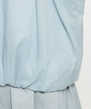 uncrave シアープルーフナイロン ギャザーブラウス サックス