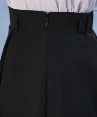 Tiaclasse 【ダブルストレッチ・洗える】ベルト付きタックスカート ブラック