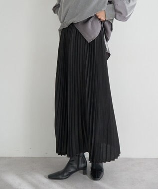 YECCA VECCA サテンプリーツスカート