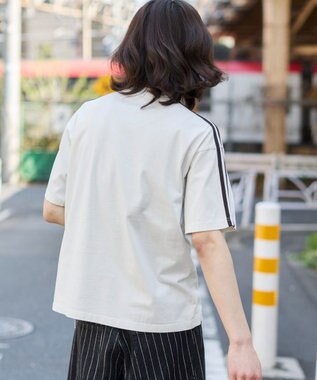 WEGO 【ユニセックス着用ITEM】スリーブラインロゴBIG　T（SS） オフホワイト