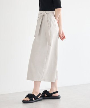 earth music&ecology ラップハーフパンツ Gray Beige