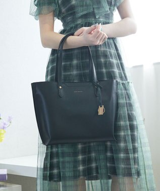 style code 【MERCURYDUO/マーキュリーデュオ】両アオリポケット サイド配色A4トートバッグ　 キーチャーム付 ブラック