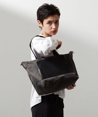 Y'SACCS ナイロン×リサイクルレザー　コンビマルチトート グレー