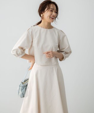 組曲 クロップドフレア セットアップ ベージュ系