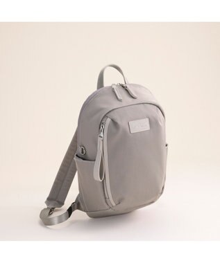 ACE BAGS & LUGGAGE W&.Day/Night クルホ ラウンドリュック 11.0インチタブレット収納 15296 ダブルアンドデイナイト グレージュ