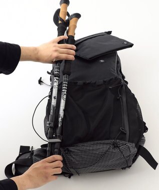 JOSEPH ABBOUD MOUNTAIN 【軽量/ECO撥水/サスティナブル素材/サコッシュが取り外せる】リサイクルリップストップ バックパック 33L ブラック系