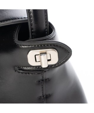 UNBILLION カカトゥ kakatoo / フラップ2wayキューブバッグ ブラック