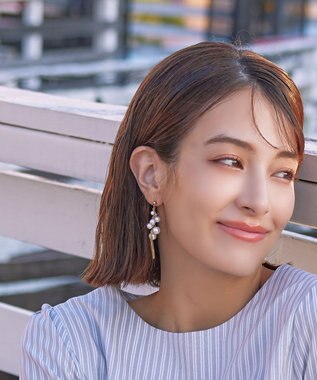 Tiaclasse パール＋タッセルチェーンピアス ゴールド