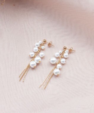 Tiaclasse パール＋タッセルチェーンピアス ゴールド