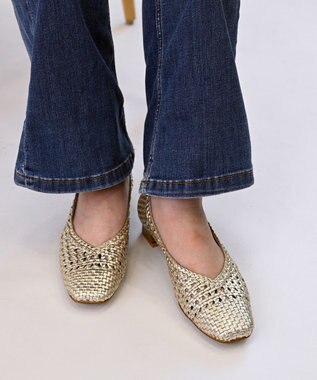 APOM レザーメッシュパンプス30