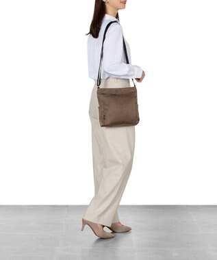 ACE BAGS & LUGGAGE ACE アリッサム ショルダーバッグ 17690 ライトブラウン