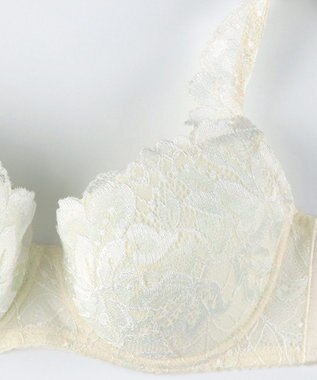 Wing ブラジャー Wing Lesiage 包みこむようなフィット感 安定感のあるつけごこち 肩にくいこみにくい ブラ PB3010 ウイング／ワコール クリーム