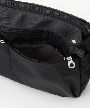 Y'SACCS テープデザイン　トラベルショルダーバッグ ブラック