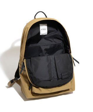 ACE BAGS & LUGGAGE UNTRACK CITY/3LS デイパックM 60375 アントラック マスタード