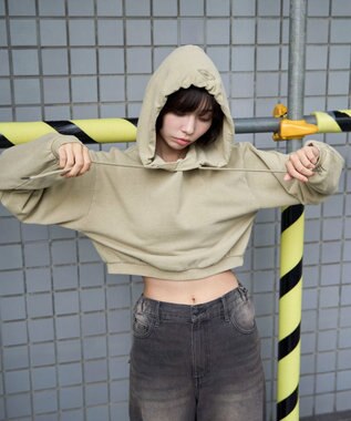 WEGO ピグメントショートグラフィックプルパーカー ベージュ