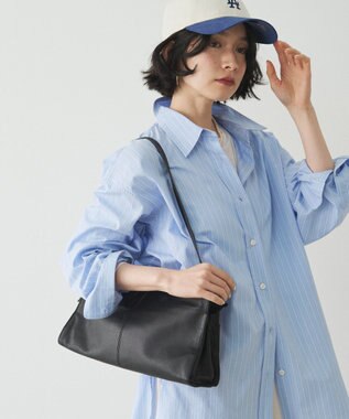 russet レザーショルダーバッグ(CE-1628) Black