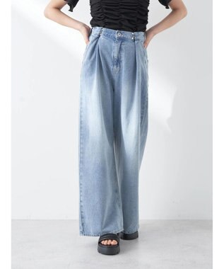 earth music&ecology タックホックデニムパンツ Light Indigo