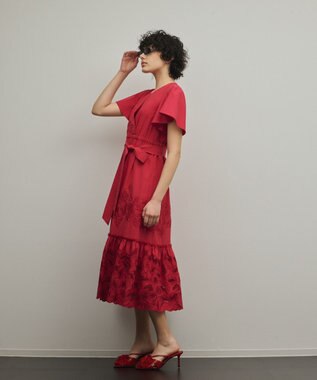 GRACE CONTINENTAL カットワーク刺繍ワンピース レッド