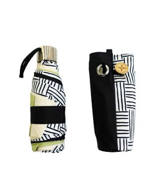 +RING 【UVカット95%以上】【UPF50＋】プラスリング レディース向け 晴雨兼用 折傘 BLK/WHT T1307 白～オフホワイト