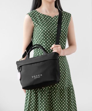TOCCA 【WEB限定＆一部店舗限定】【撥水】ARIA TOTE M トートバッグ M ブラック系