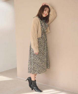 Feroux 【洗える】フラワープリントラッフル ワンピース ブラック系2