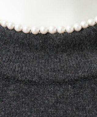 23区 【R(アール)】マイクロンメリノウール パールトリム ニット チャコールグレー系