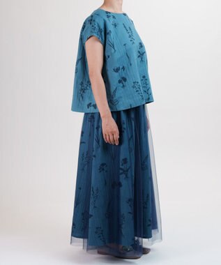 muuc 【ゆったりシルエットで涼しく上品】植物の影絵プリント プルオーバー ブルー