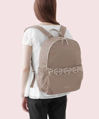 TOCCA 【A4サイズ対応・撥水】OCTUPLE BACKPACK バックパック [新色]ベージュ系