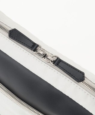 JOSEPH ABBOUD 【A4サイズ】ナイロンツイル バッグ アイボリー系