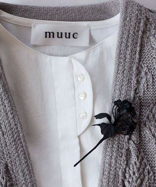 AND WOOL 〈繊細で深みがある色合いの上品小物〉菜の花ブローチ ブラック