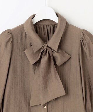 Feroux 【洗える】リボンタイパフスリーブ ブラウス ダークブラウン系