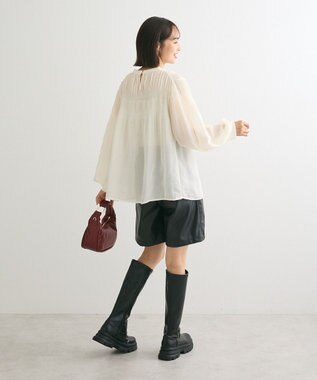 Green Parks マジョリカプリーツブラウス Ivory