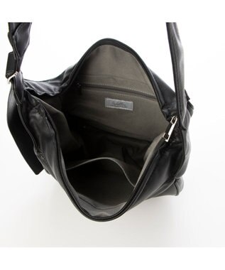 UNBILLION カシュカシュ cachecache / レザータッチソフトショルダーバッグ ブラック