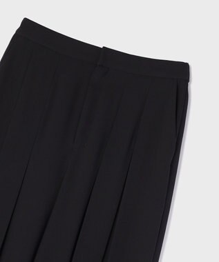 GRACE CONTINENTAL ボックスプリーツパンツ ブラック