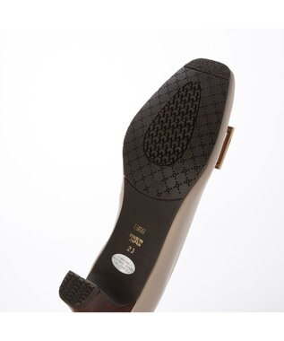 ing <ing>スクエアバックルローファーパンプス ベージュ