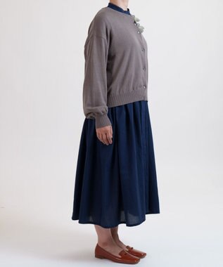 muuc 花モチーフ付きコットンニットカーディガン グレー