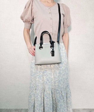 style code 【MERCURYDUO/マーキュリーデュオ】メタルアイレット　ミニショルダーバッグ、ハンドバッグ オリーブ