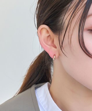 Phoebe 【金属アレルギー対応】シンプルフープスナップイヤリング　シャンパンゴールド シャンパンゴールド