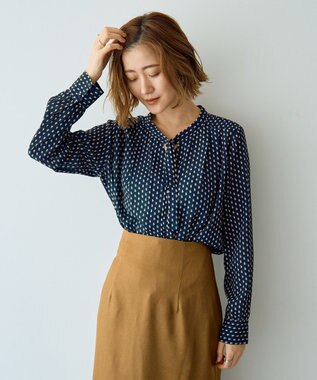YECCA VECCA ジオメ柄ボウタイブラウス Navy