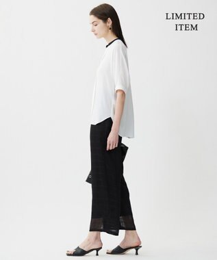 ICB 【人気のため新色追加・WEB限定・接触冷感・UVケア・速乾・洗える】BackSatinAmunzen 5分袖キーネックブラウス オフホワイト×ブラック系