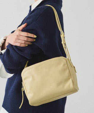 russet kuubo ボックストートバッグ(CE-1633) CreamYE