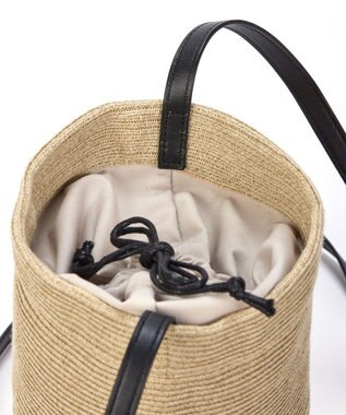 Tiaclasse シリンダーかごショルダーバッグ ベージュ