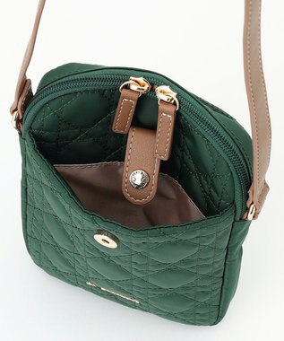 LA BAGAGERIE グリッドキルティングミニショルダー ダークグリーン