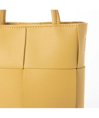 UNBILLION cachecache イントレチャートミニショルダーバッグ イエロー