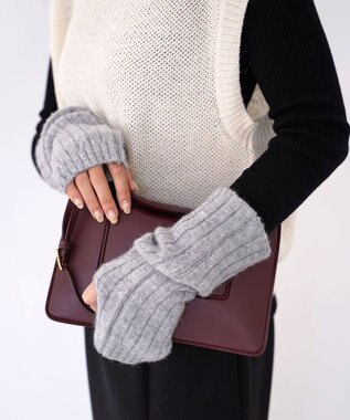 TOQUE 〈大草直子さんアドバイザー〉ベビーアルパカ×ウール縮絨ニットアームウォーマー グレー