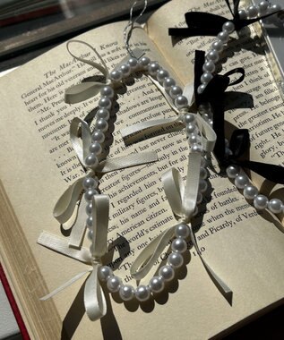 WEGO リボンパールストラップキーホルダー ホワイト